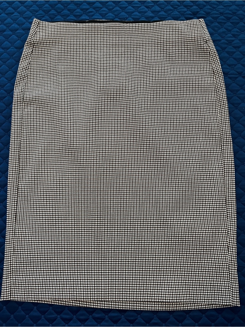 ELLE Black & White Gingham Pencil Skirt
